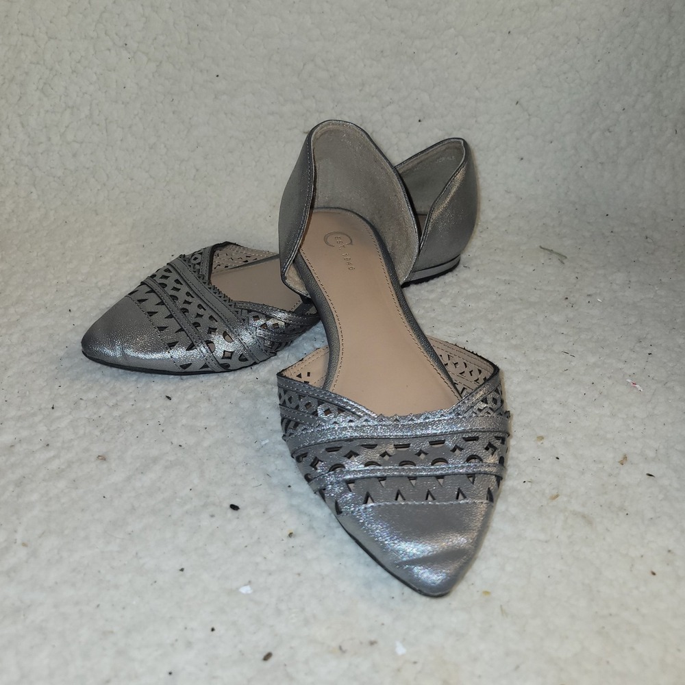 EST 1946 Silver D'Orsay Flats Womens 7 Pointed Toe Cutout Shoes